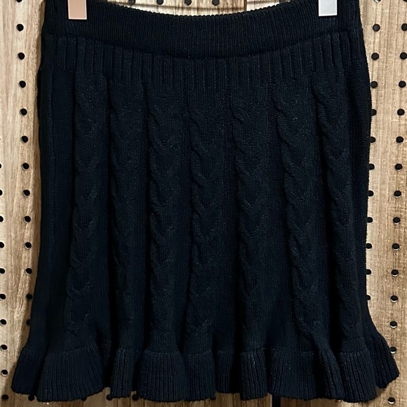 EUC Black Cable Knit Ruffle Flare Mini Skirt - Picture 2 of 4
